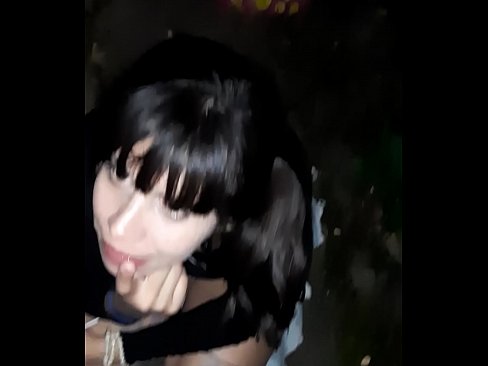 ❤️ Sokakta şeker karşılığında şişmiş penis Porno tr.marketapp.top