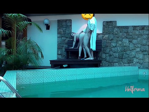 ❤️ Patron hizmetçiyi havuza davet eder ama bir sıcağa dayanamaz Porno tr.marketapp.top
